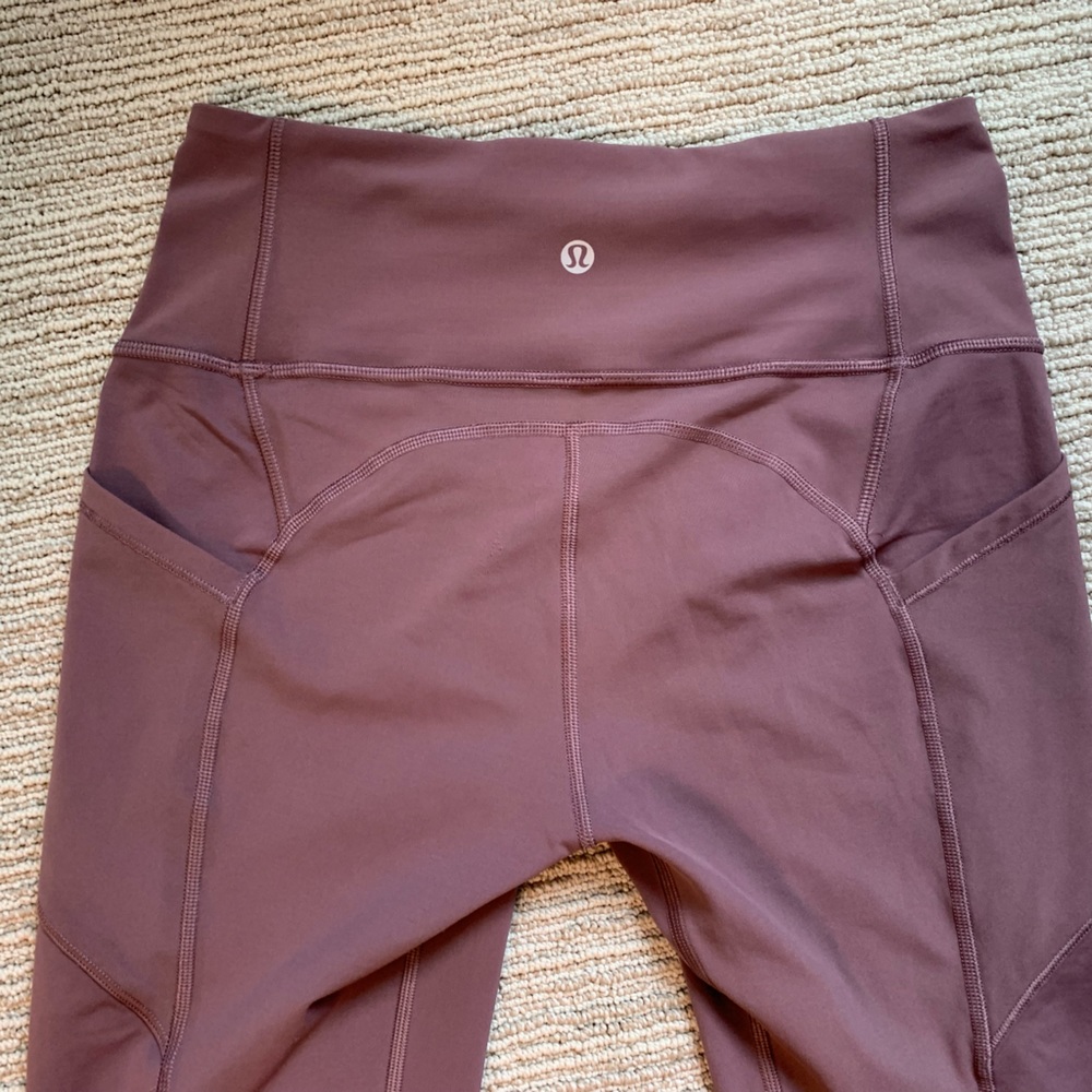 Lulu workout pants